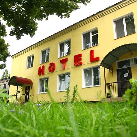 Hotel Miks Chernihiv Exterior photo